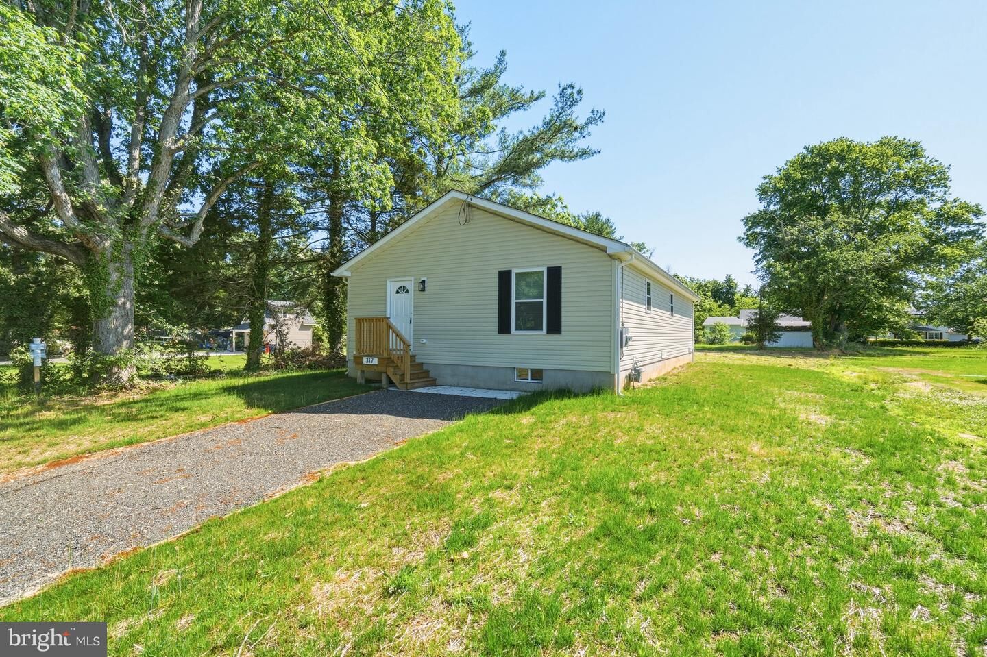 Property Photo:  317 S Pine Street  NJ 08302 