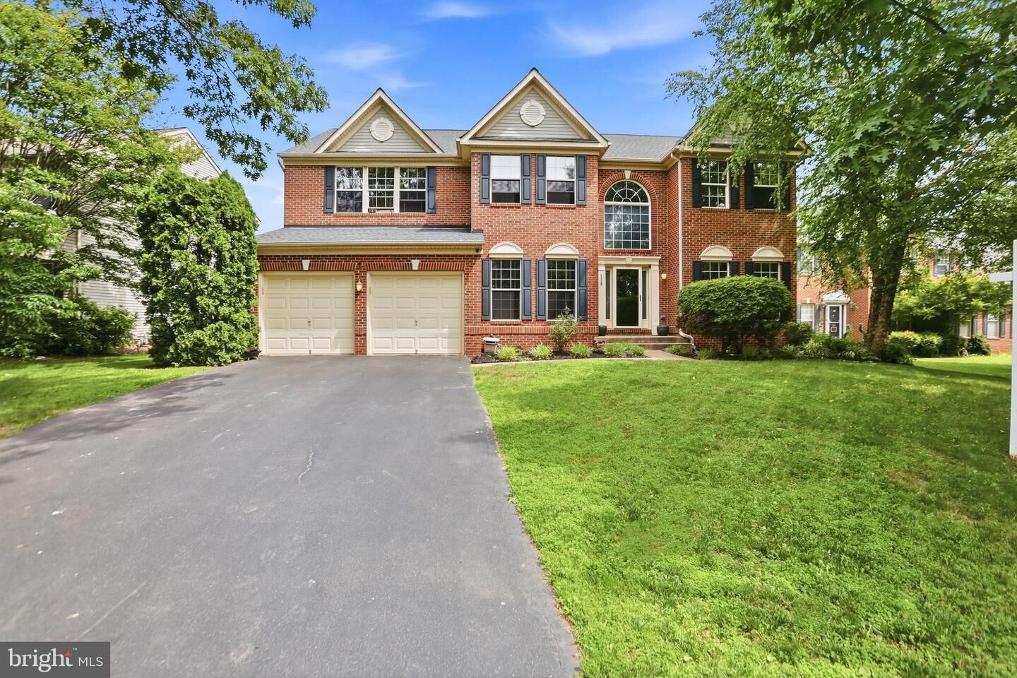 Property Photo: 118 Alpine Drive SE VA 20175