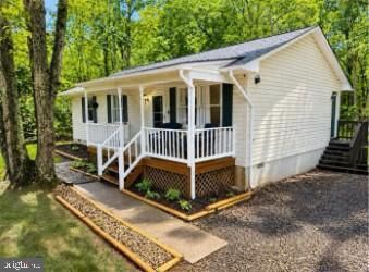 Property Photo: 13705 Flank March Lane VA 22551