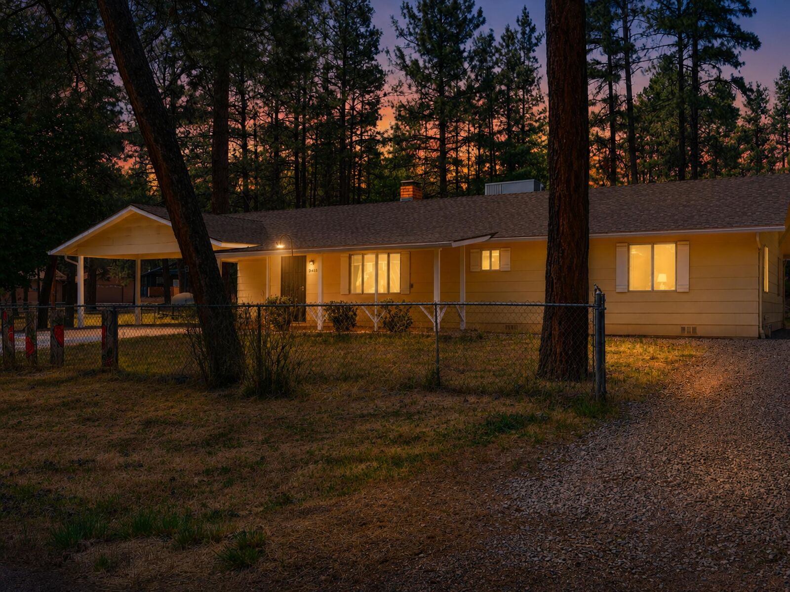 Property Photo:  8438 Lufkin Drive  AZ 85544 