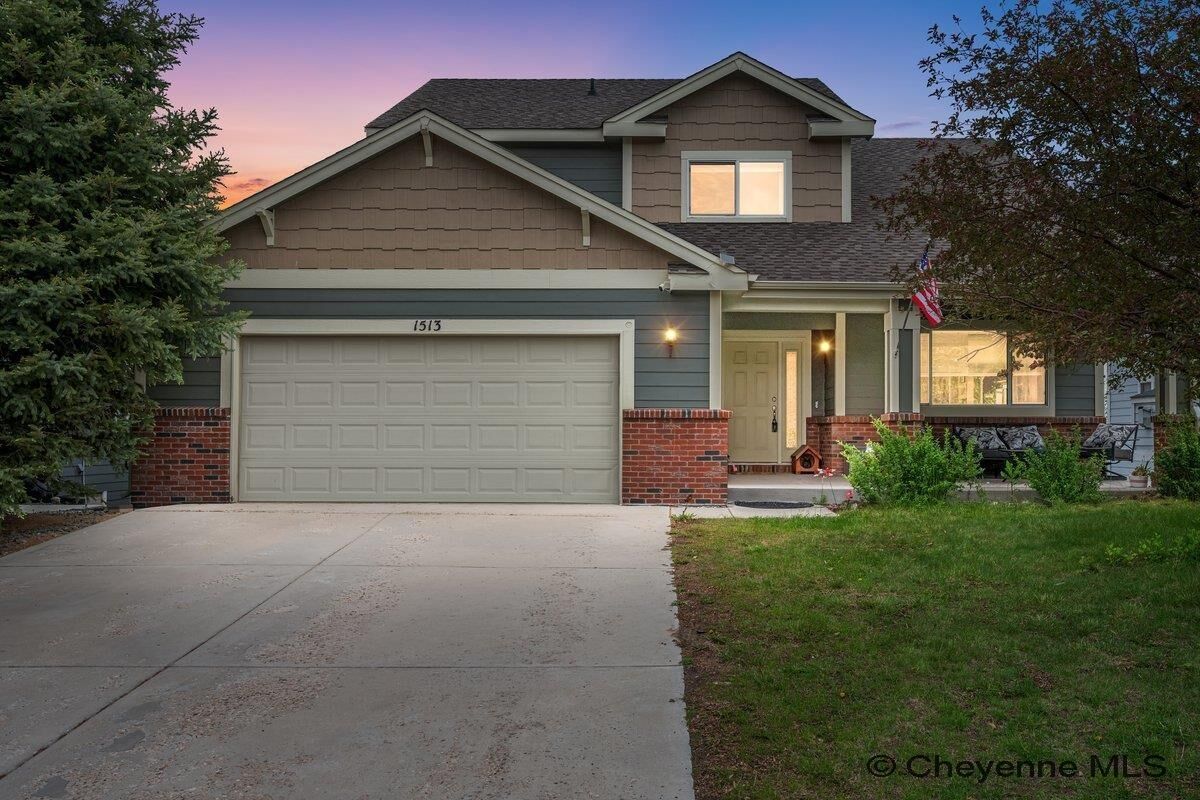 Property Photo: 1513 Sunny Hill WY 82001
