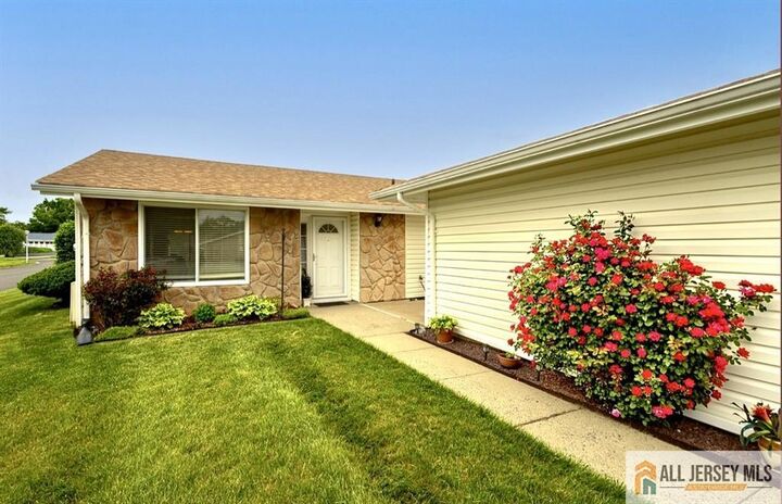 Property Photo:  227 Convent Road 227A  NJ 08831 