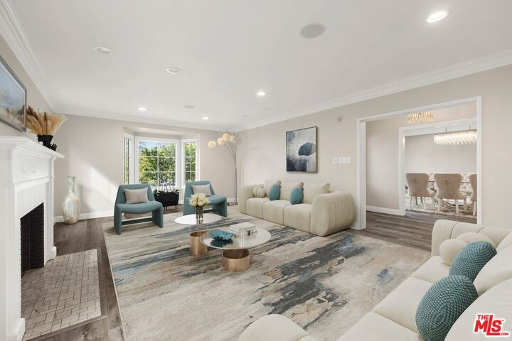 Property Photo: 735 Thayer Ave CA 90024