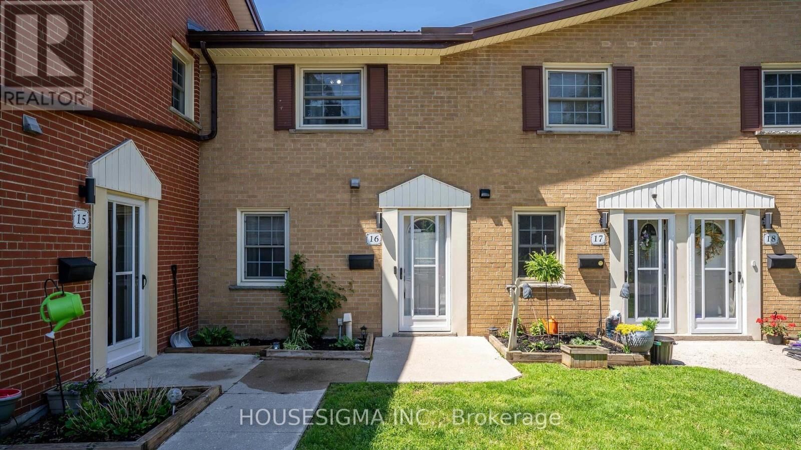 Property Photo:  16 Arbour Glen Crescent  ON N5Y 1Z9 