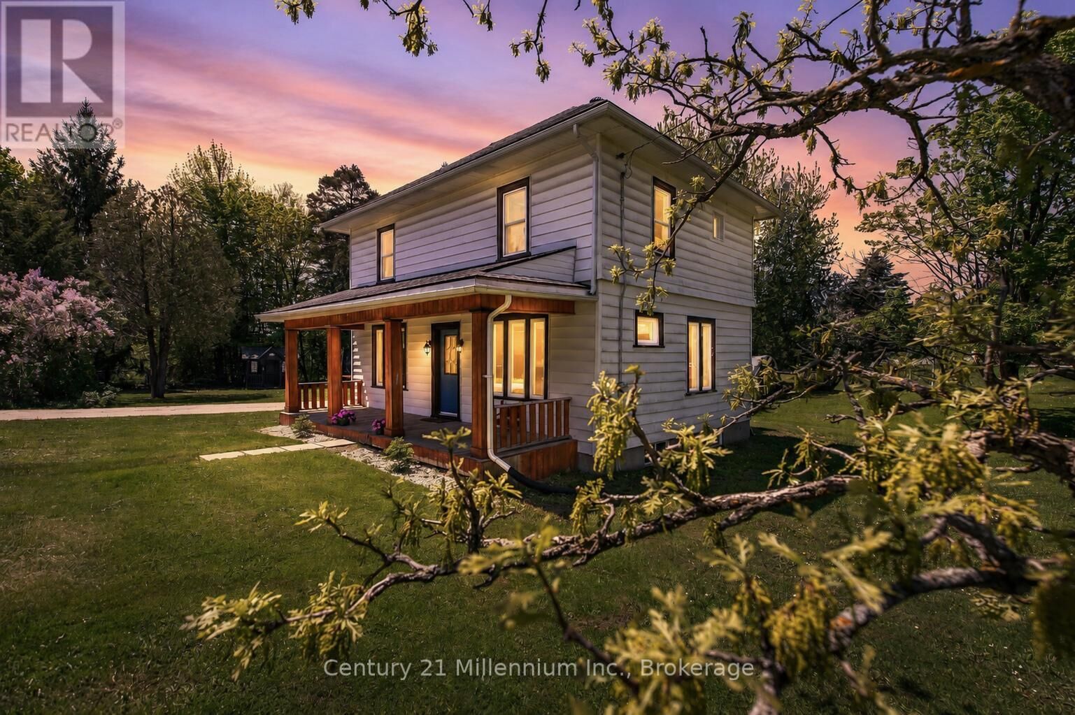 Property Photo: 680193 Chatsworth Road 24 ON N0H 1R0