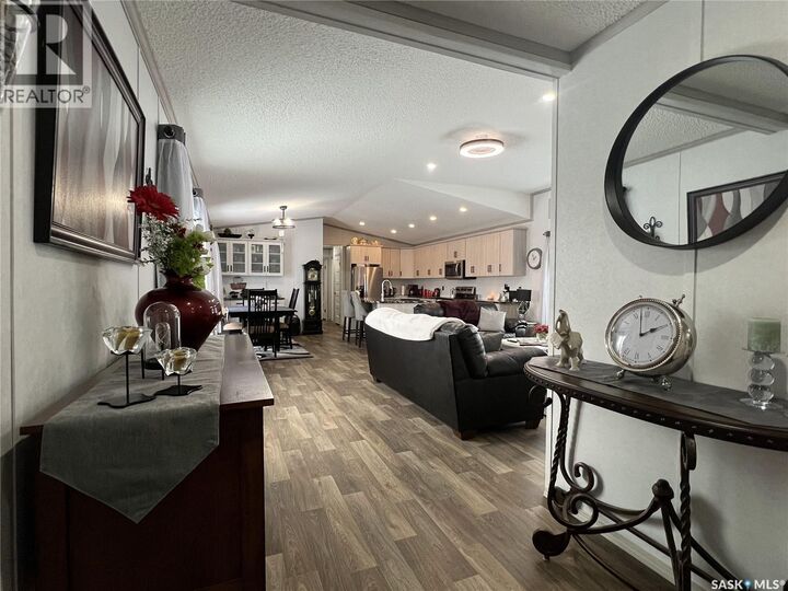 Property Photo: 215 1st Street W SK S0M 1X0