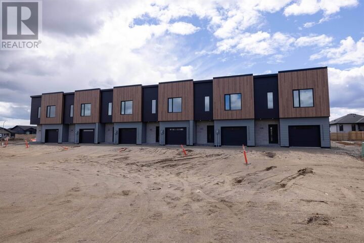 Property Photo: 832 Weiler Blvd ON P7C 0A7
