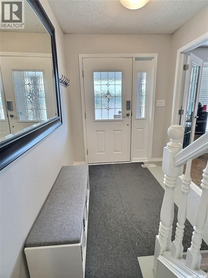 Property Photo:  419 Clasky Drive  SK S4A 2P2 