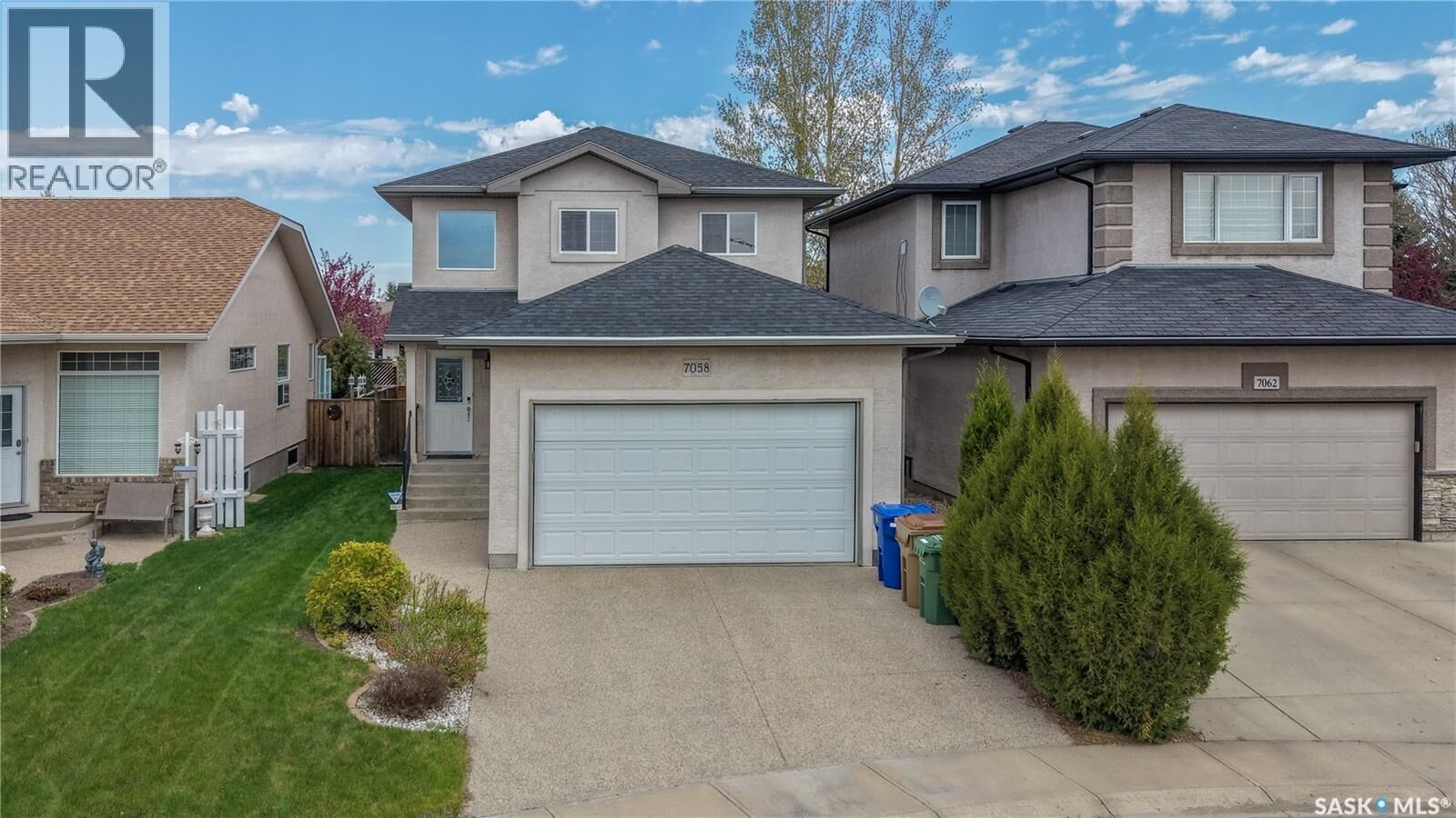 Property Photo: 7058 Wascana Cove Drive SK S4V 3E9