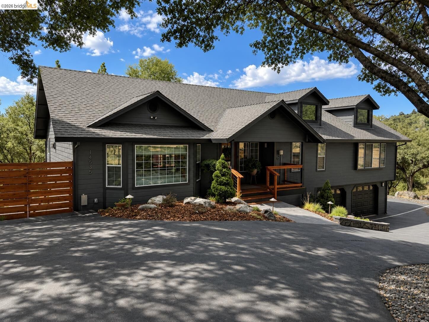 Property Photo: 14535 Lake Vista Drive CA 95370