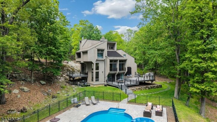 Property Photo:  5 Audubon Trail  NJ 07005 