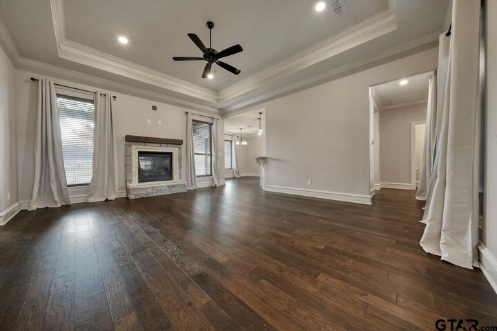 Property Photo:  12109 Oak Grove  TX 75771 