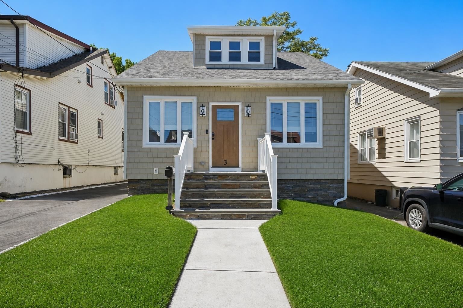 Property Photo:  3 Raydol Ave  NJ 07094 