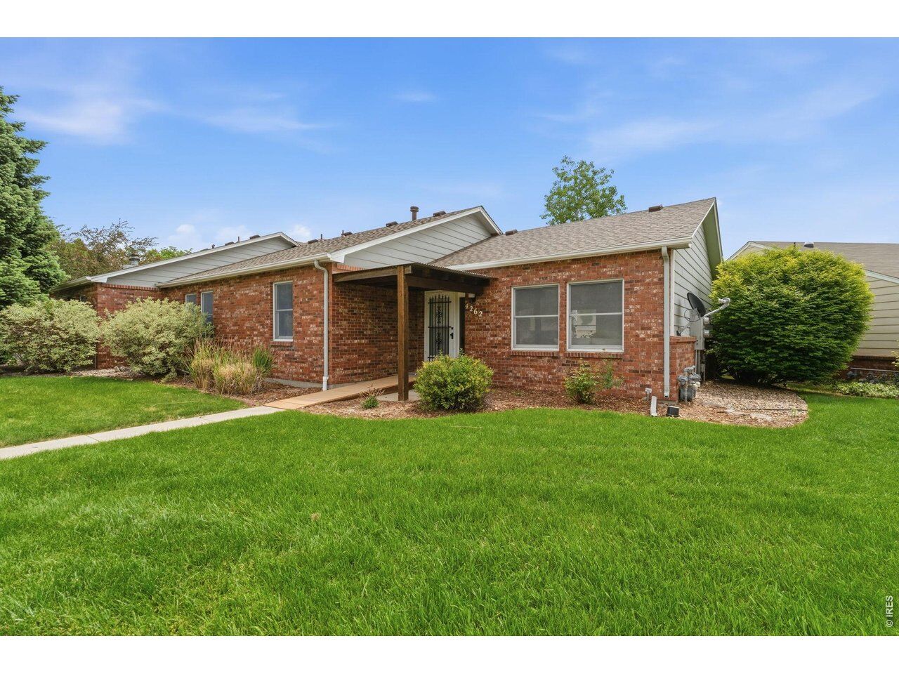Property Photo:  4262 Pin Oak Dr  CO 80538 