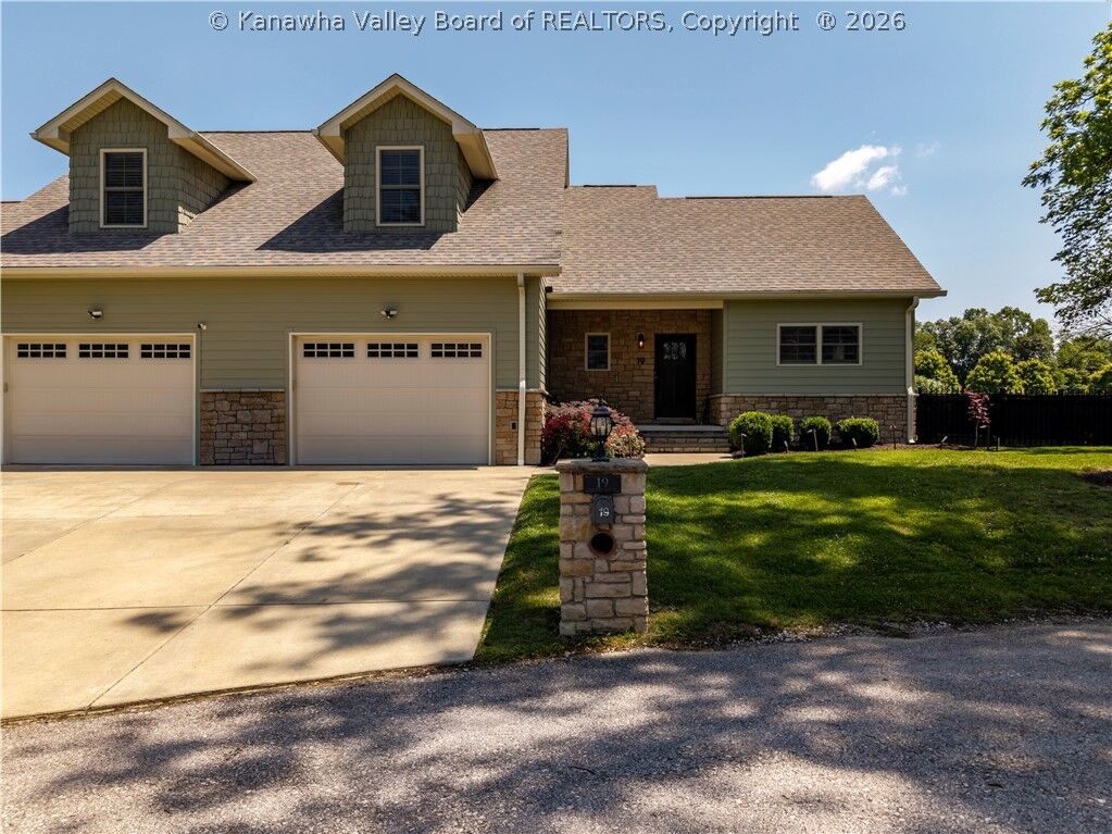 Property Photo:  19 Squirrel Ridge  WV 25314 
