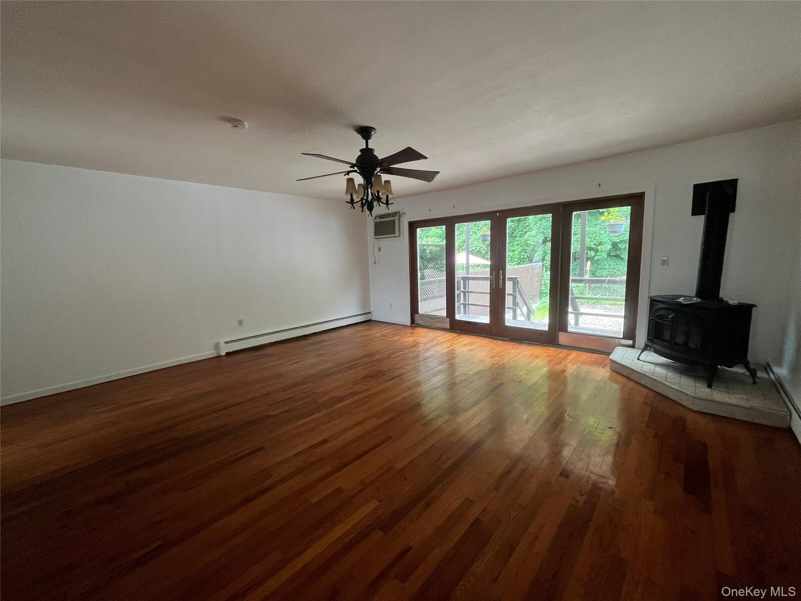 Property Photo:  156 Coolidge Street  NY 10927 