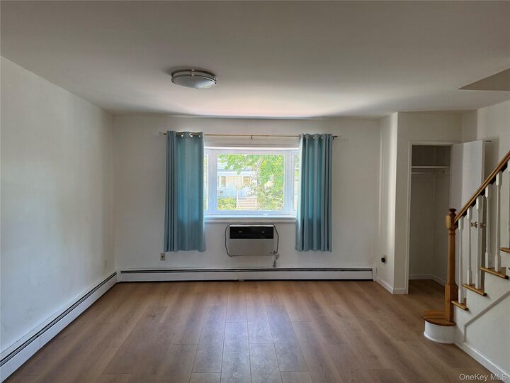 Property Photo:  347 Quincy Avenue  NY 10465 