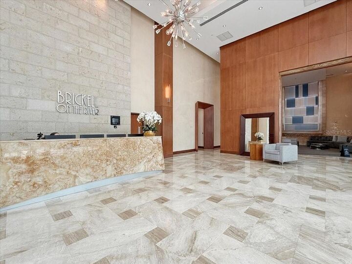 Property Photo: 31 SE 5th Street 203 FL 33131