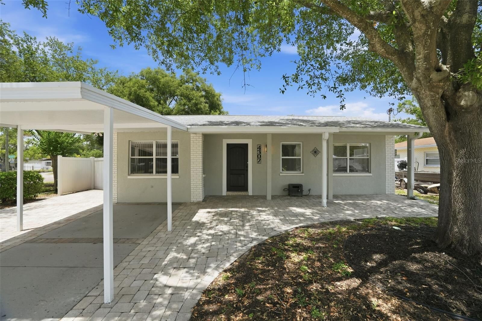 Property Photo:  4307 W Wisconsin Court  FL 33616 