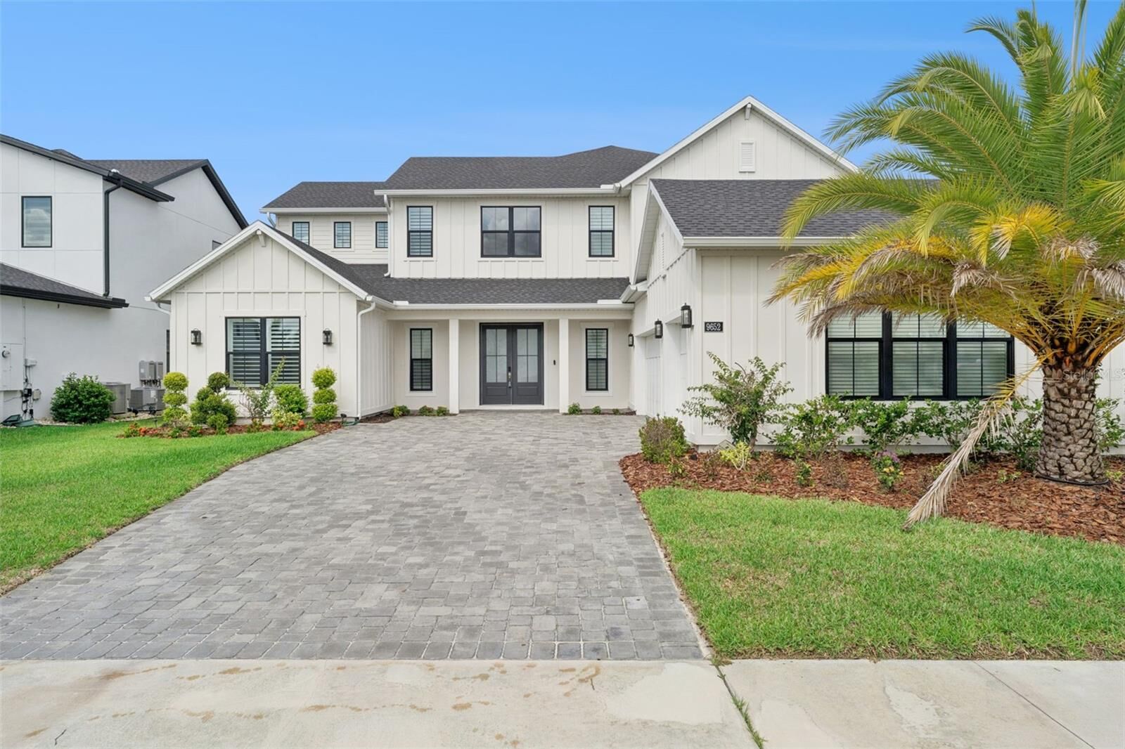 Property Photo:  9652 English Laurel Court  FL 32827 