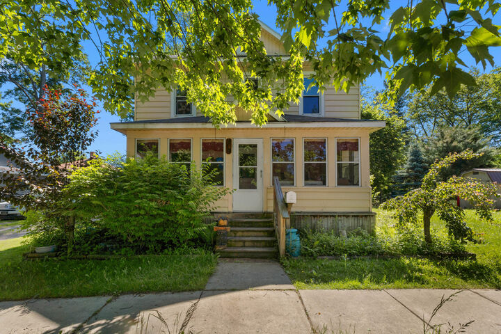 Property Photo:  119 S Manning Street  MI 49242 