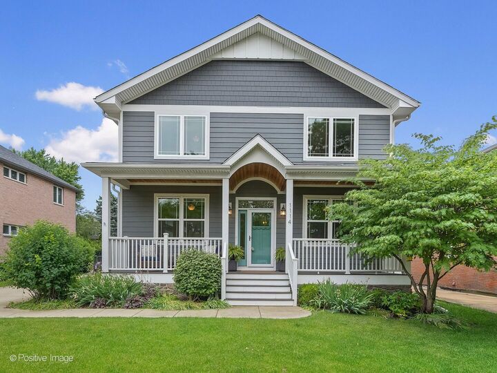 Property Photo: 1114 S Stone Avenue IL 60525