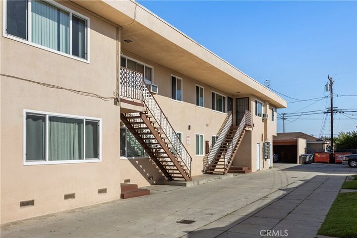Property Photo:  3516 Beechwood  CA 90262 