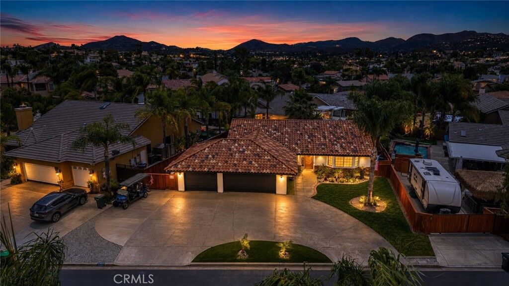 Property Photo: 22667 Castle Crag CA 92587