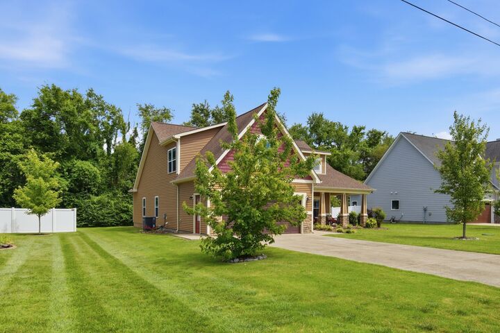 Property Photo:  640 Laurel Ln  TN 37127 