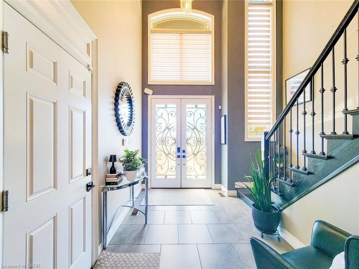 Property Photo:  27 Riesling Court  ON L8G 5H2 