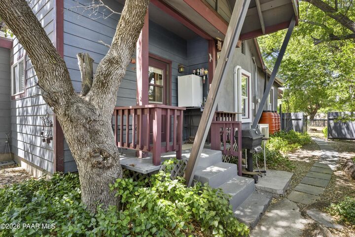Property Photo:  105 Brush Street  AZ 86305 