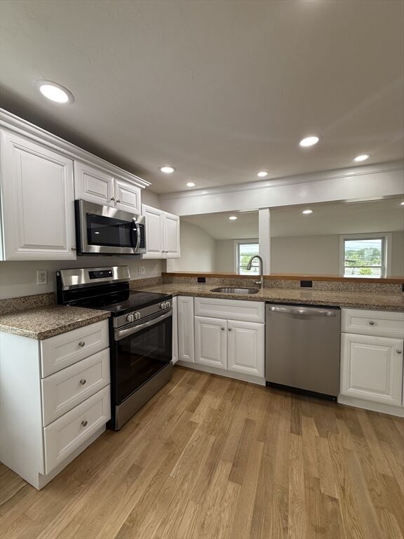 Property Photo:  1635 Osgood St 2  MA 01845 