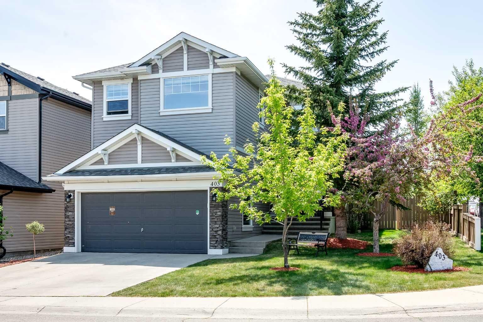 Property Photo: 403 Morningside Way SW AB T4B 3M5