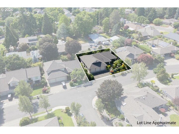 Property Photo: 10305 SW Citation Dr OR 97008