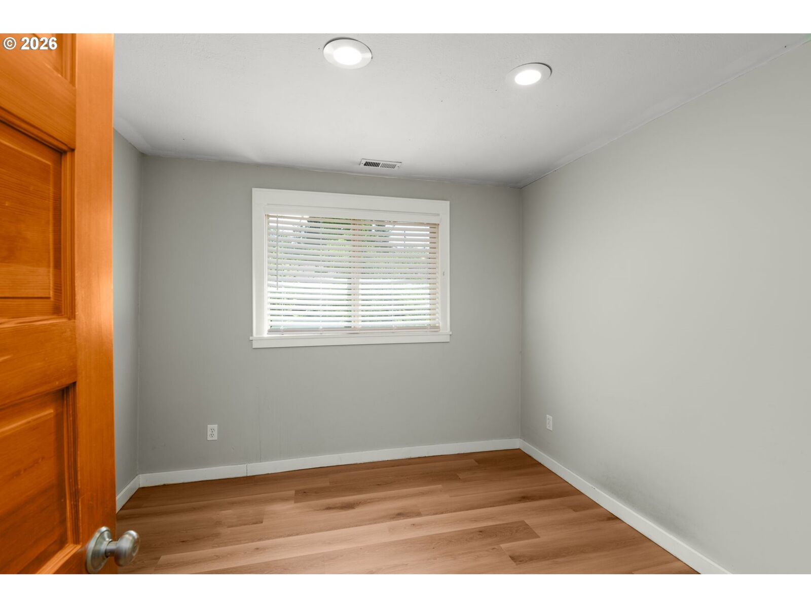 Property Photo:  4836 SW Coronado St  OR 97219 