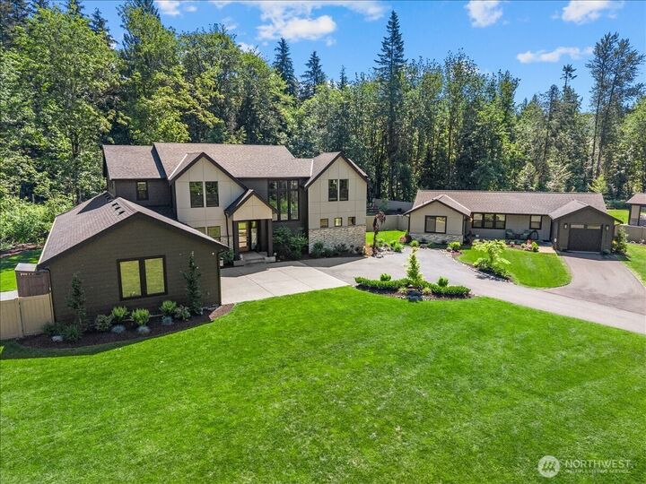 Property Photo:  11805  289th Drive SE  WA 98272 