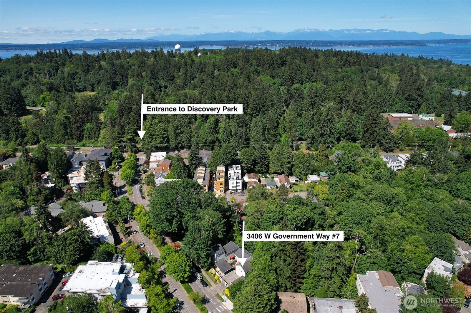 Property Photo:  3406 W Government Way 7  WA 98199 