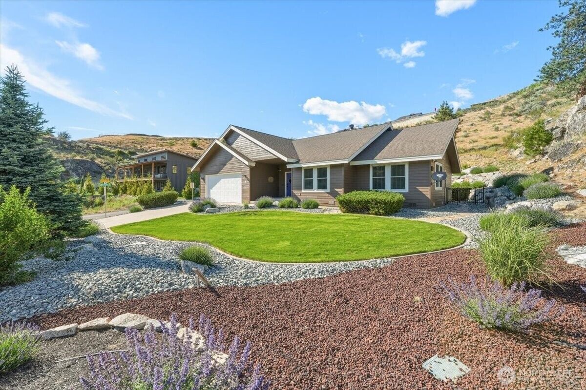 Property Photo: 345 Orchard View Drive WA 98816
