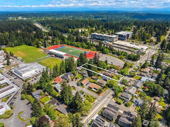 Property Photo: 320 NE 185th Street WA 98155
