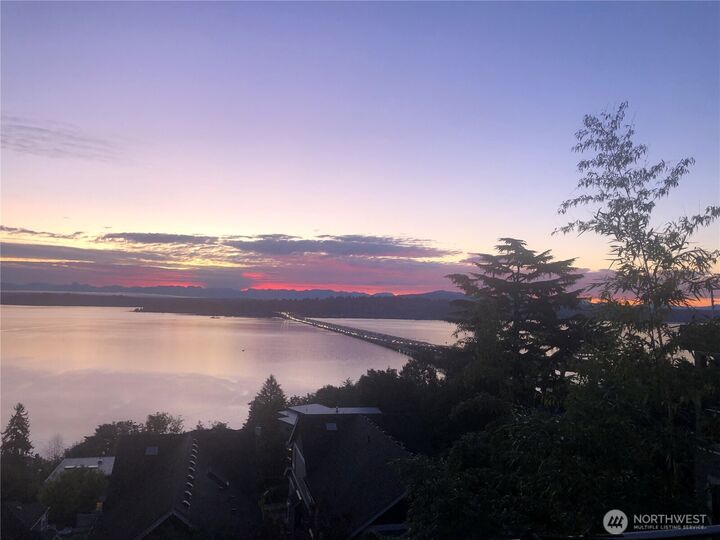 Property Photo:  1126  33rd Avenue S  WA 98144 
