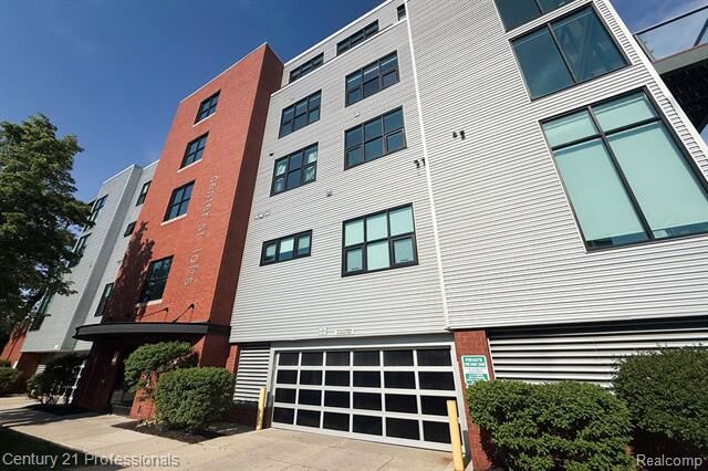 Property Photo:  100 N Center Street 306  MI 48067 