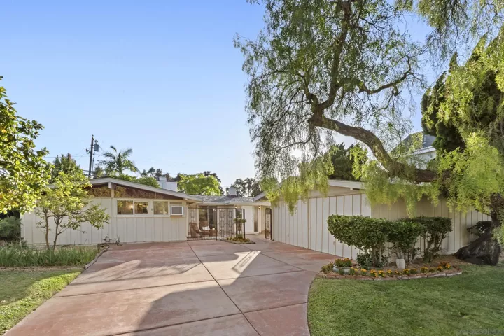 Property Photo:  1010 Alameda  CA 92118 