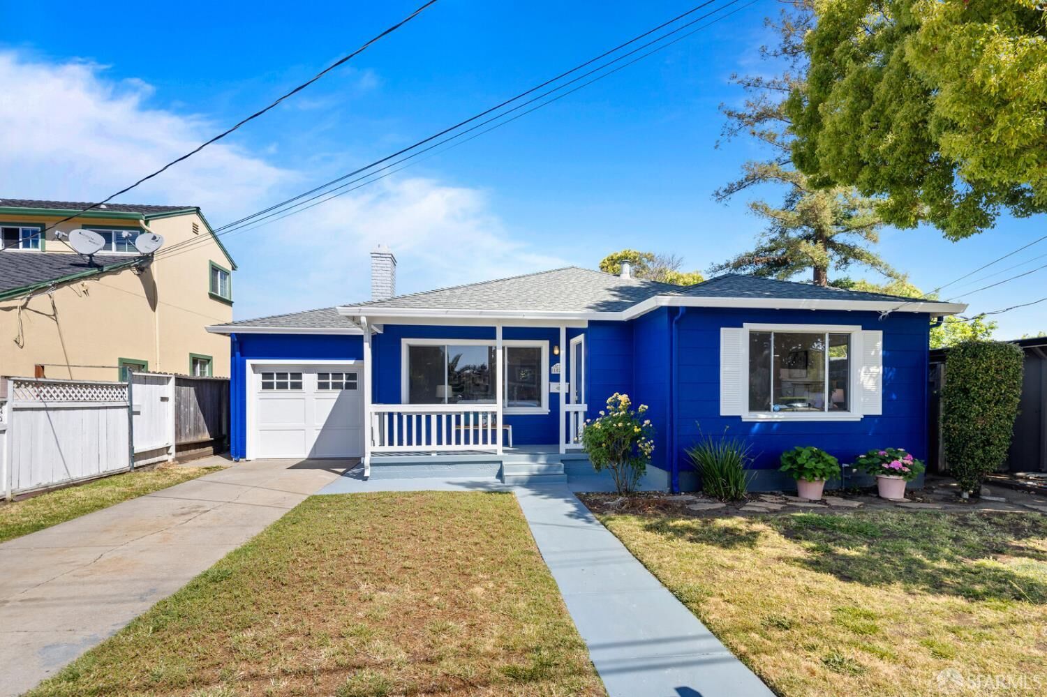 Property Photo:  1028 Cherry Street  CA 94070 