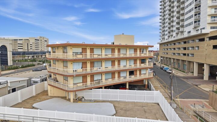 Property Photo:  108 S Montpelier 324  NJ 08401-6249 
