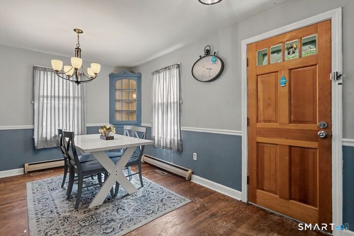 Property Photo:  140 Emmett Avenue  CT 06418 