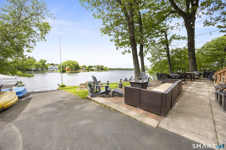 Property Photo:  15 Averyll Avenue  CT 06716 