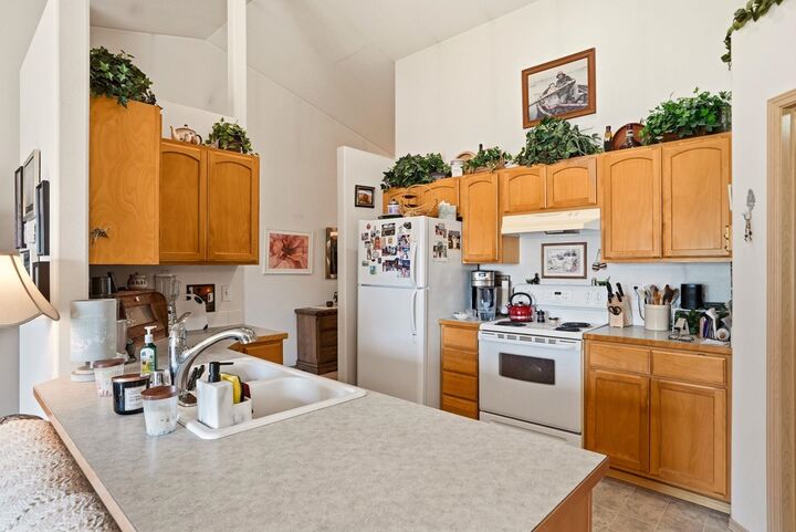Property Photo: 911 N Van Marter Rd 913 N Van Marter Rd WA 99206