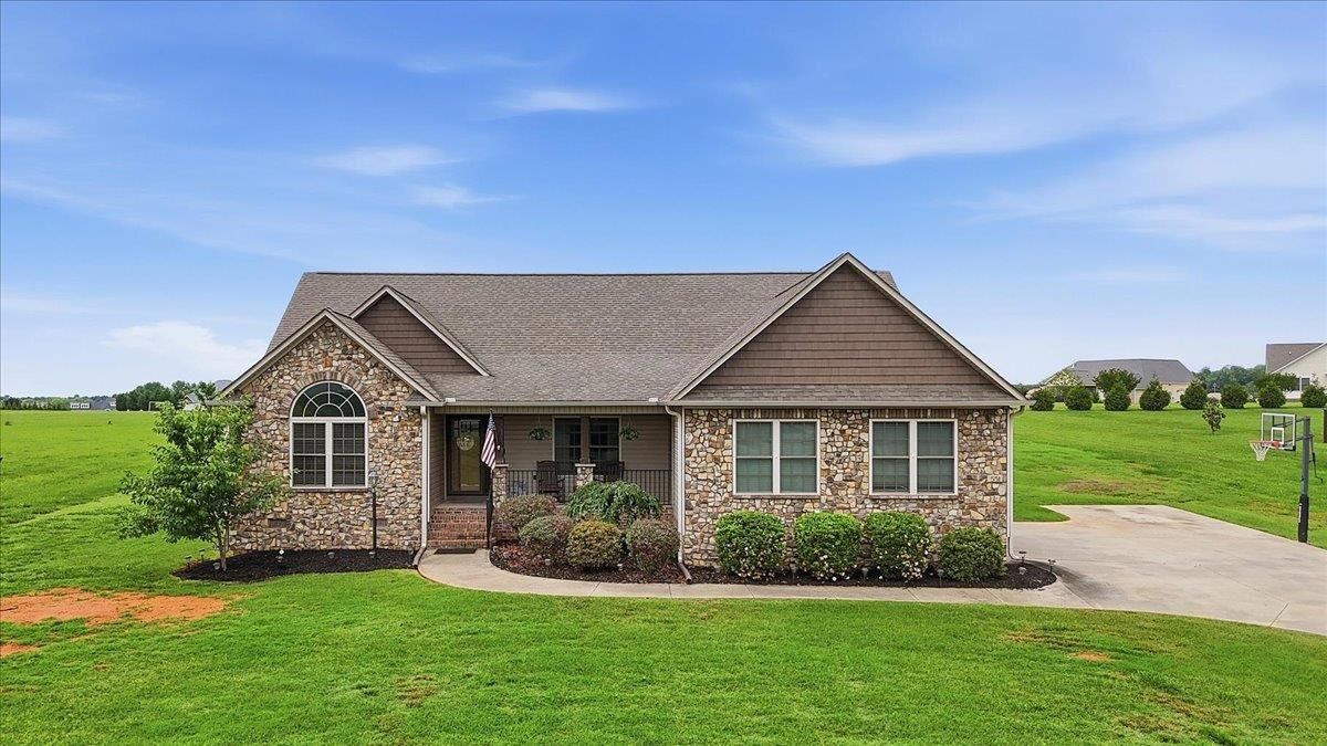 Property Photo:  551 Sunny Slope Drive  SC 29330 