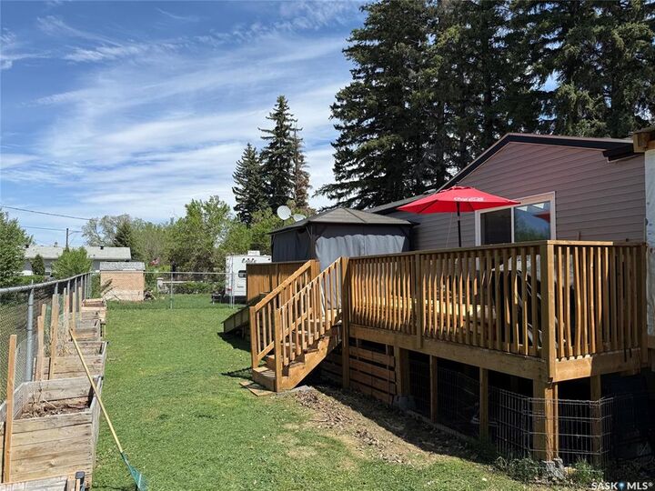 Property Photo: 235 1st Avenue SK S0K 0P0