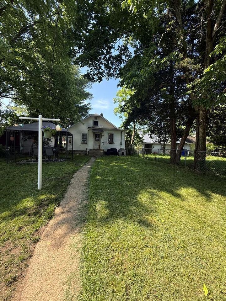 Property Photo:  595 Linn Street  OH 45601 